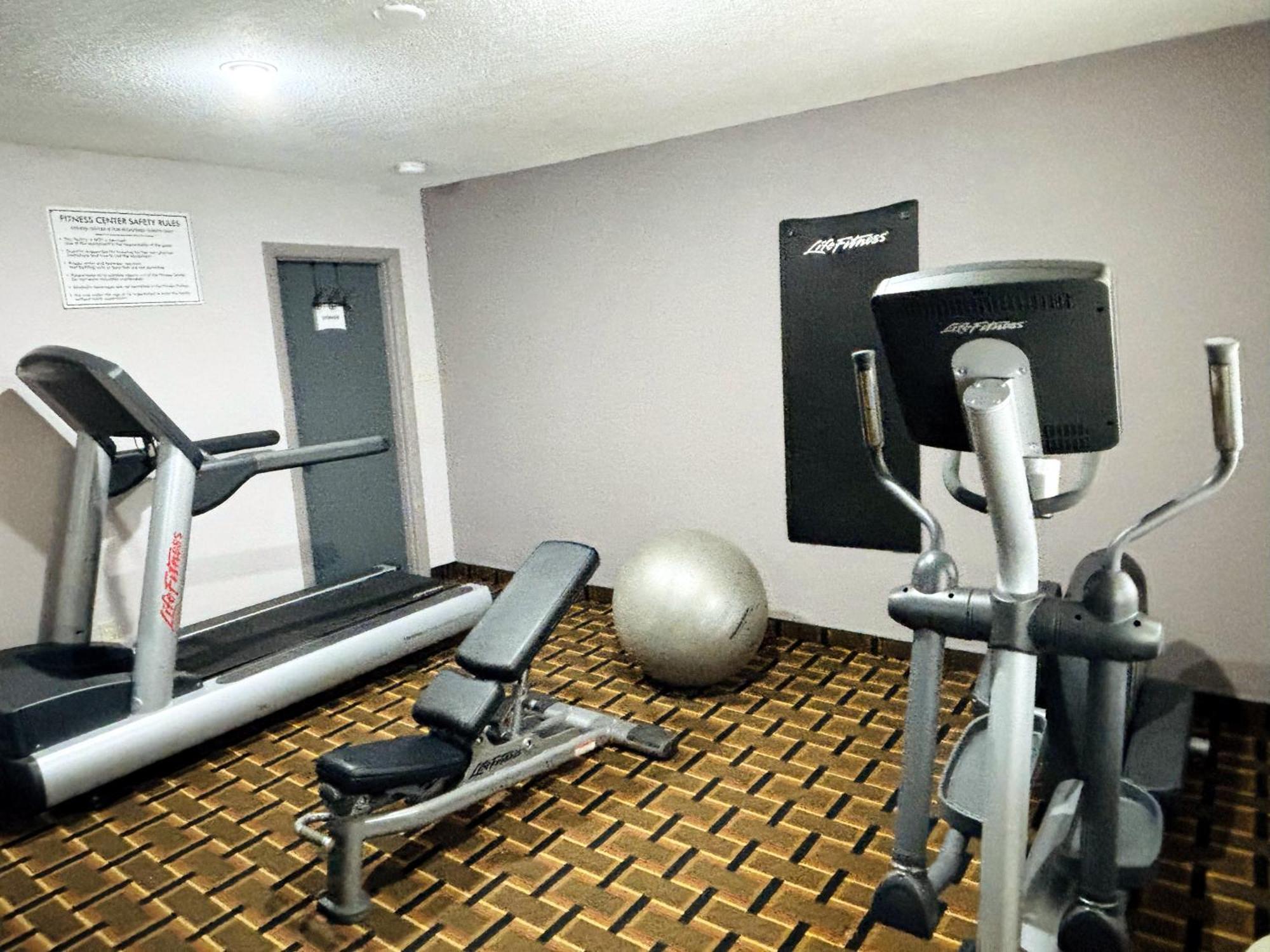 Quality Inn Raynham - Taunton Kültér fotó