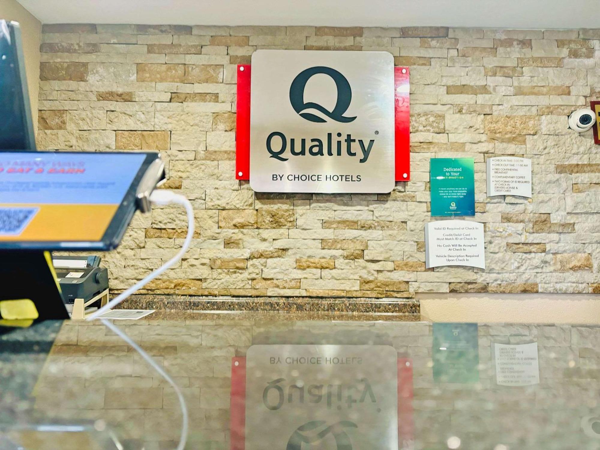 Quality Inn Raynham - Taunton Kültér fotó