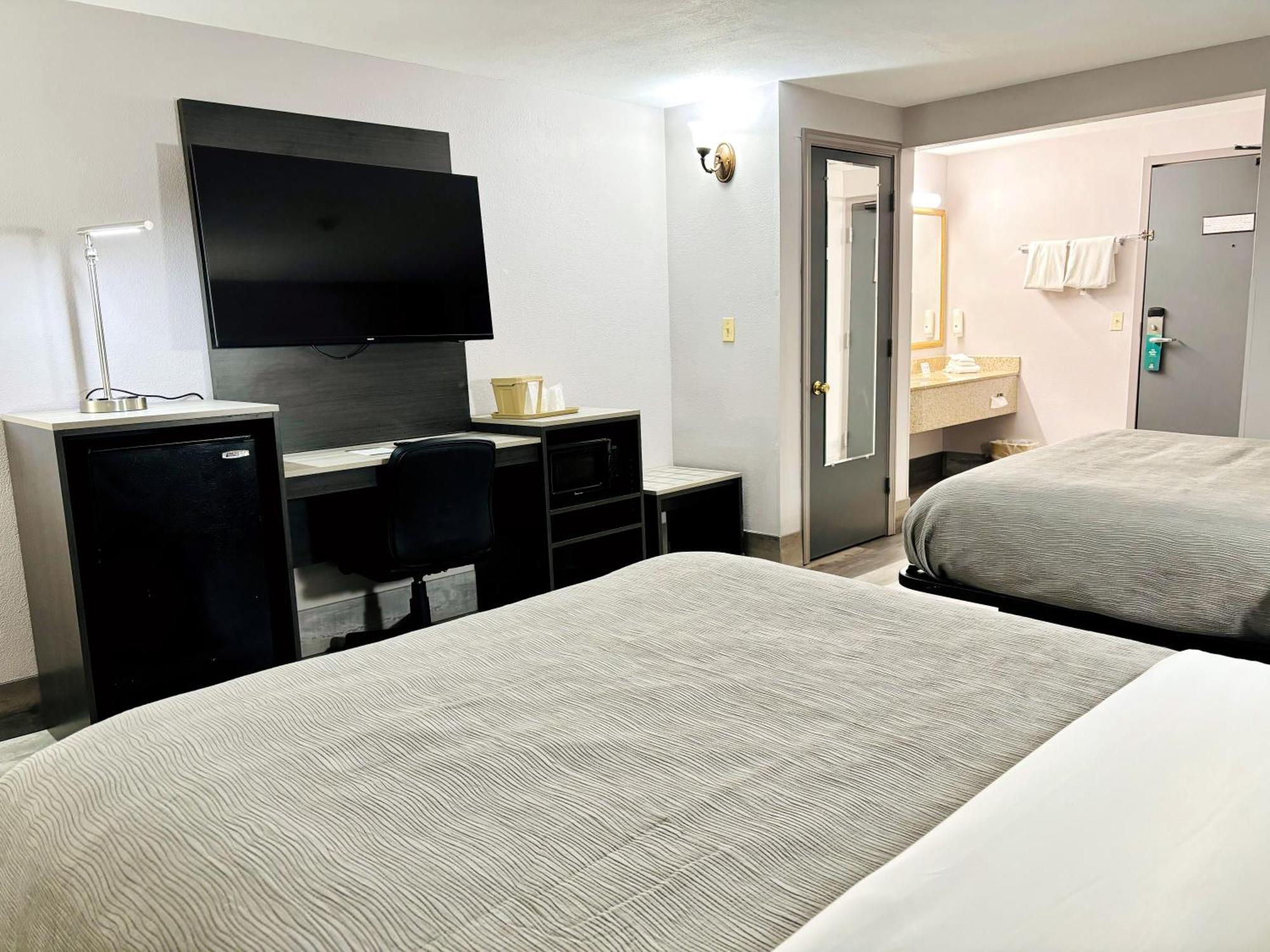 Quality Inn Raynham - Taunton Kültér fotó