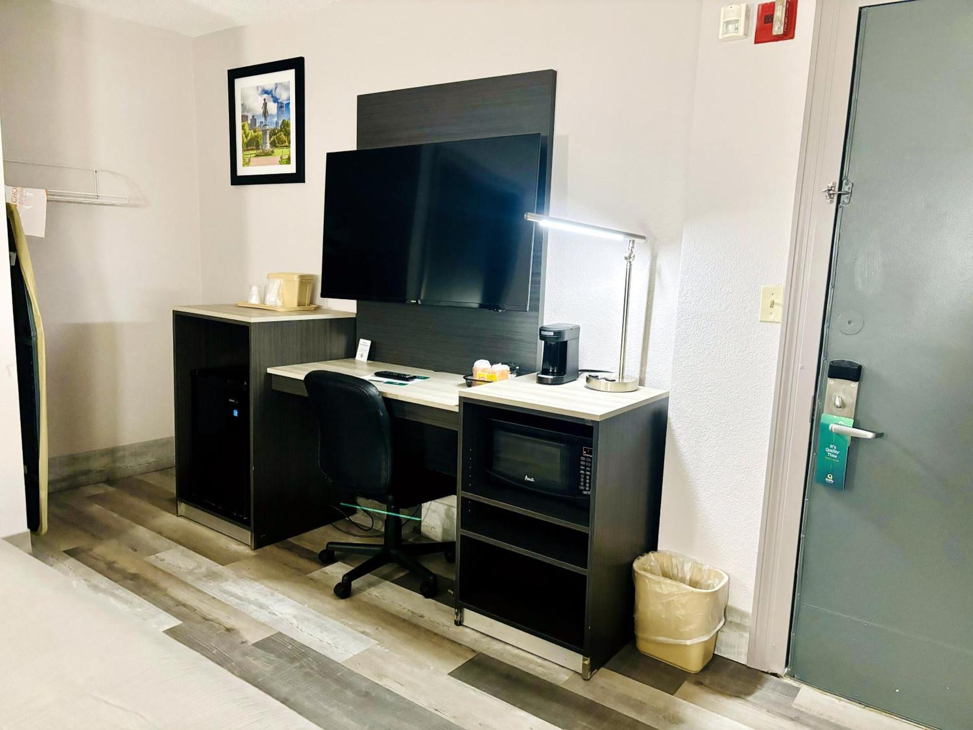 Quality Inn Raynham - Taunton Kültér fotó