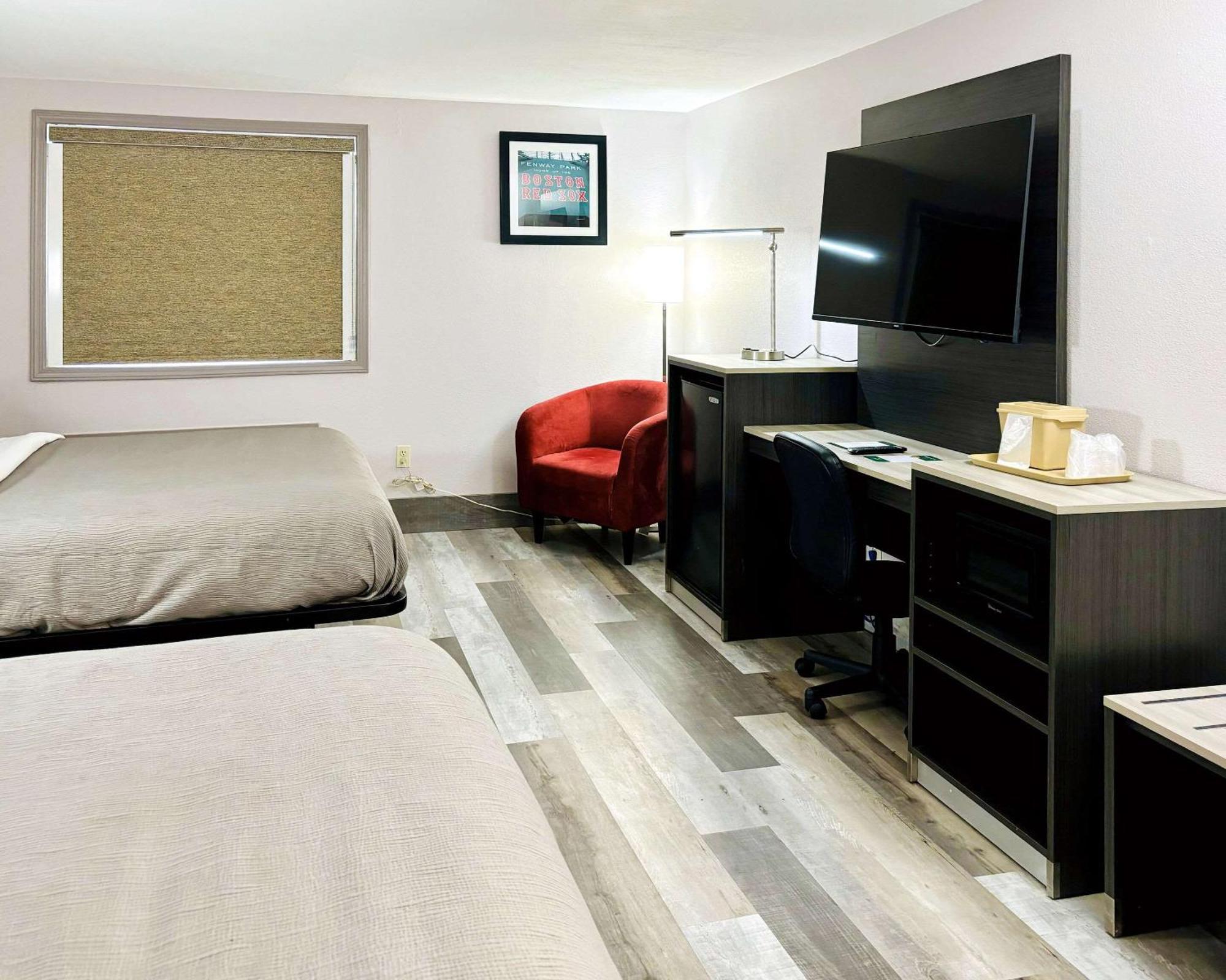 Quality Inn Raynham - Taunton Kültér fotó