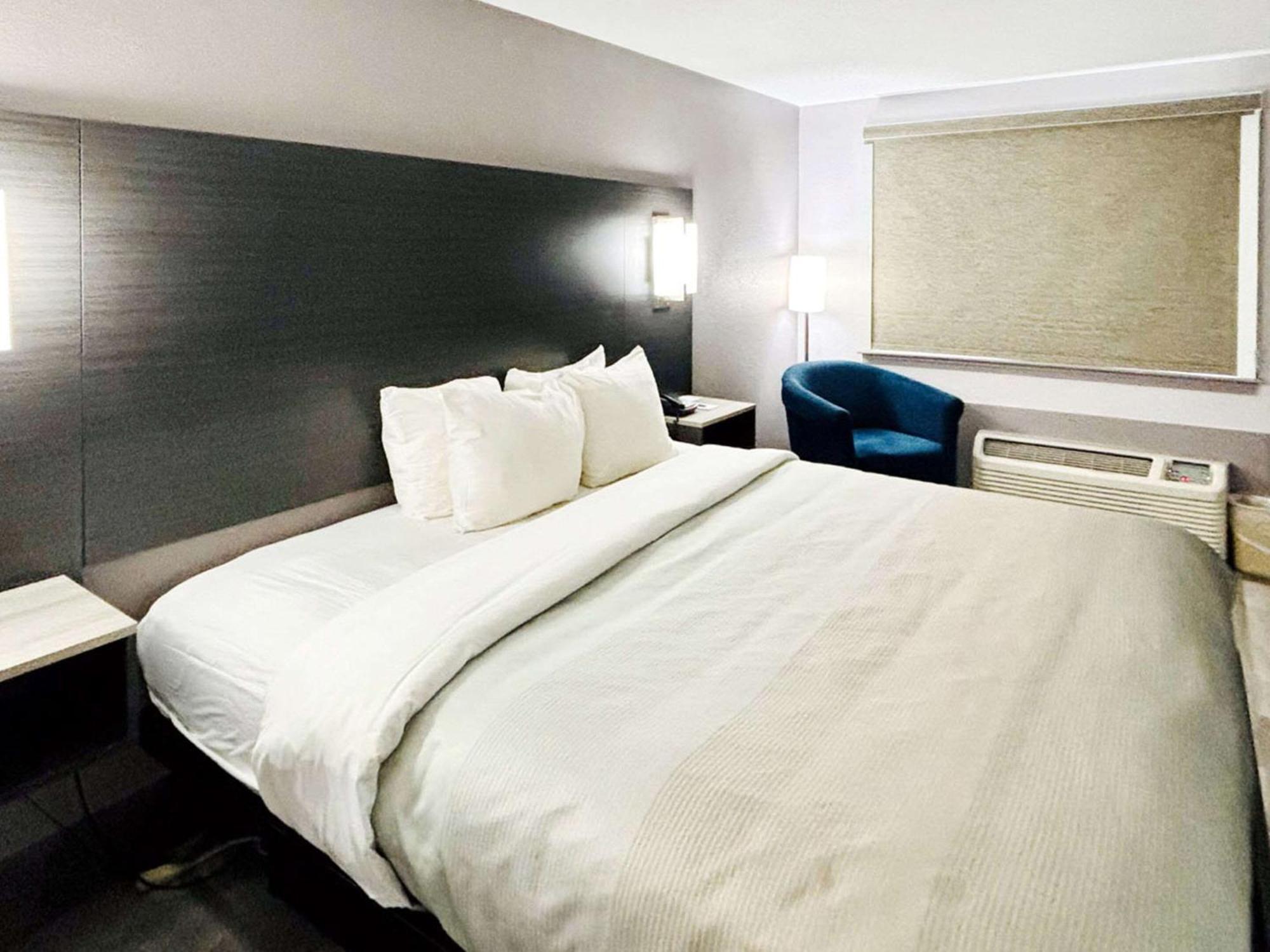 Quality Inn Raynham - Taunton Kültér fotó